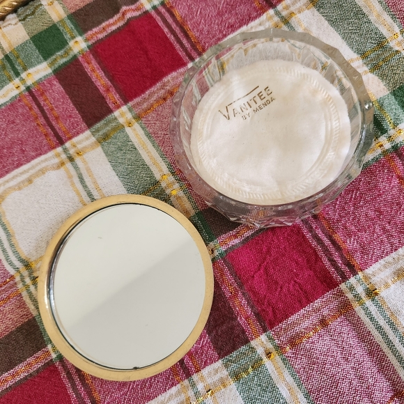 VTG Vanity Powder Dish Glass Crystal & Mirror Lid with Rose Pattern HP 3.5"x2" - Picture 4 of 6